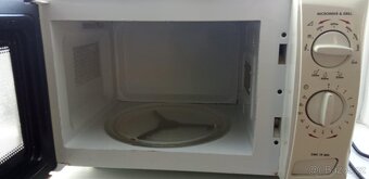 Mikrovlnka Zanussi - 2