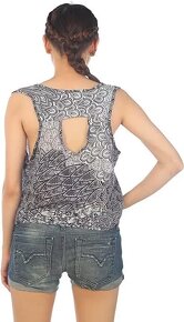 Nové dámské tričko / barevné / velikost XL - 2