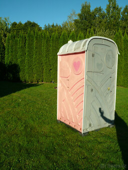 Mobilní toaleta - 2