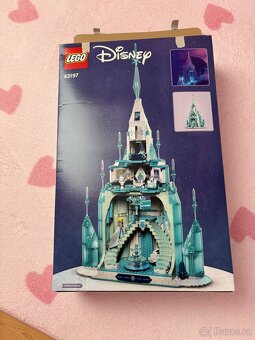 Lego Disney Ledový zámek 43197 - 2