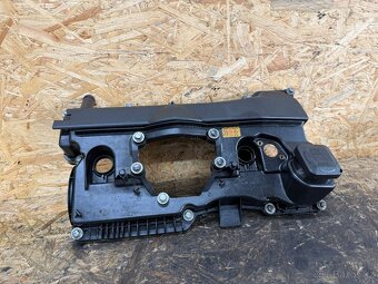 VÍKO VENTILŮ BMW E90/91 N46B20 7526670 - 2