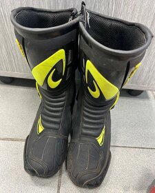 43. Moto boty FORMA FRECCIA černo/fluo žluté 37 - 2