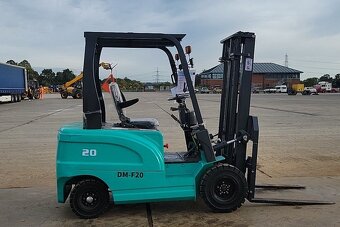 Elektrický VZV nový 1800kg - 2