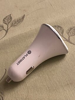 Nabíječka do auta 3x USB port - 2