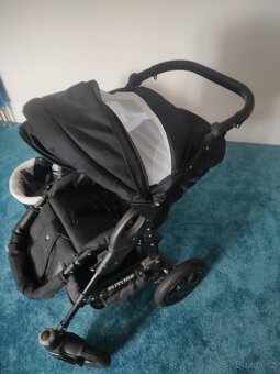 Kočárek plus golfky - 2