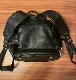 Koženkový batoh s flitry - 2