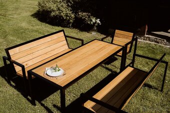 Zahradní sezení - 2