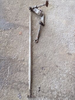 Posilovač rizeni - 2