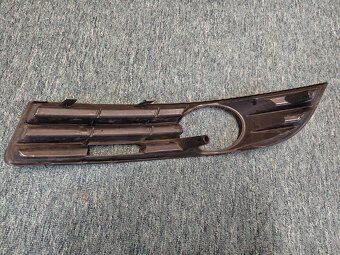 Passat B6 mrizky narazniku - 2