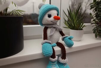 Ručně háčkovaný sněhulák - 2