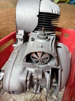 Motor ČZ 175/502 - 2