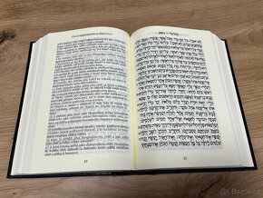 5 knih mojžíšových s CZ překladem rabína. E. SIDON (Sefer) - 2