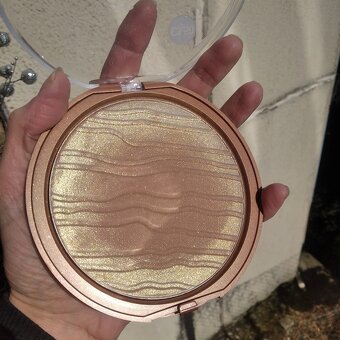 Velký bronzer zn. Primark - 2