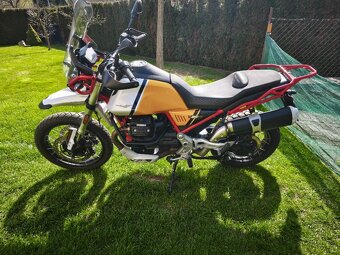 Moto Guzzi V 85 TT Evocative Giallo Mojave (2022) nádherná, - 2