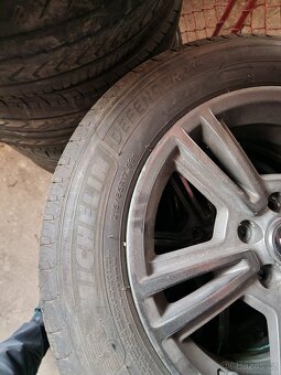 Sada kol (originál disky + pneu) na Ford Mustang - 2