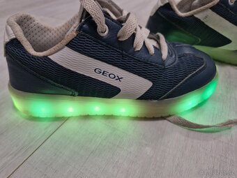 Geox, vel.31 blikající - 2