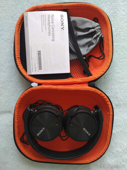Sluchátka Sony - noise cancelling - 2