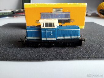 Vláčky TT Lokomotiva T334 + krabička - 2