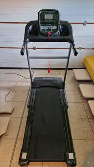 Běžecký pás Housefit Tempo 20. 7500 kc - 2