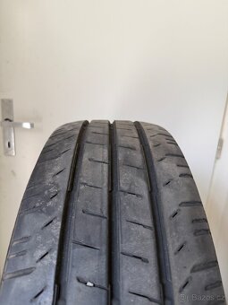 Letní pneu Continental 205/65 R16C 107/105T. - 2