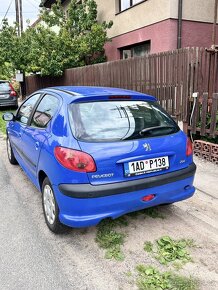 Rezervace Peugeot 206 2005 rv 104000 km - 2