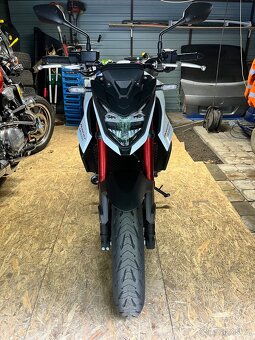 Honda CB 750 Hornet 1. Majitel - 2