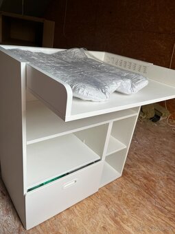 Přebalovací pult IKEA - 2