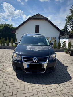Volkswagen Cross Touran 2.0 TDI 103 kW - 2