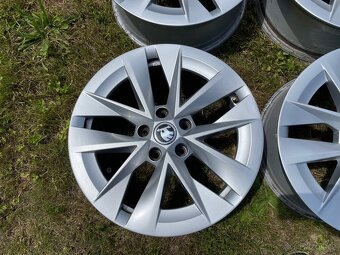 Alu kola original Škoda R17 rotare octavia - 2