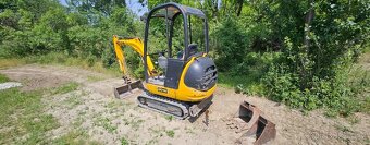 Minibagr JCB 8016 - 2