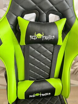 Red fighter židle (do 1.8.) - 2