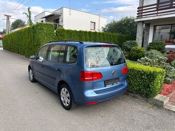 VW TOURAN 1.2 TSI 77KW TRENDLINE 7 MÍST - 2