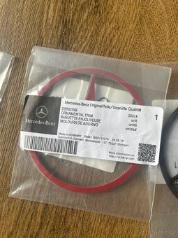 Mercedes benz logo na zadní dveře - 2