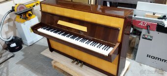 Piano Petrof se zarukou - 2