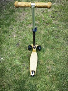 Micro Maxi T koloběžka

 - 2