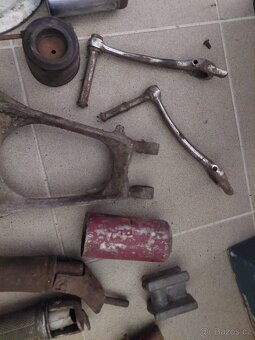 Jawa kyvacka - nahradni dily - 2