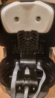 Autosedačka BRITAX RÖMER Dualfix M i-Size (2022/23) - TOP - 2