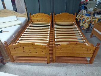 Prodám 2 x hezké postele z masivu 90 x 200 cm - 2