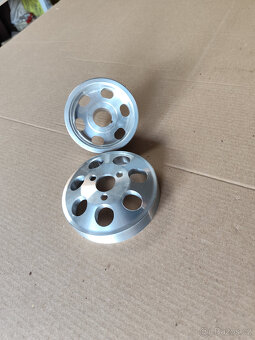 Lada VFTS - Hliníkové řemenice pro plochý řemen - 2