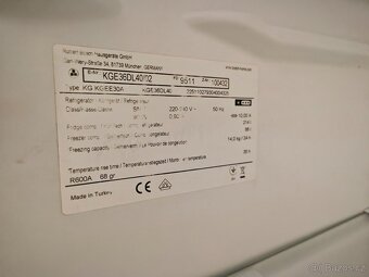 Lednice s mrazákem Bosch A+++ KGE36DL40 - 2