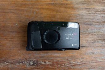 Yashica T4 - 2