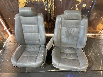 Kožené přední sedačky bmw e34 - 2