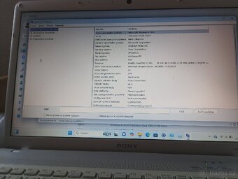 SONY VAIO VPCEB1E1E - 2