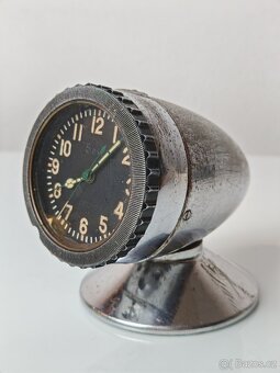 Palubní hodiny AVRM - 2