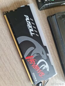 2x8Gb RGB podsvícené RAM paměti DDR3 1600MHz nové - 2