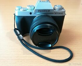 Fujifilm X-T200 + 2 objektivy - 2