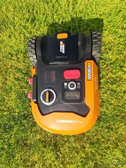 Robotická sekačka Worx Landroid M700 Plus - 2