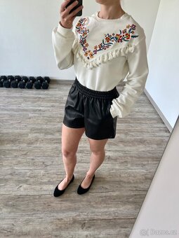 Bílá mikina H&M - 2