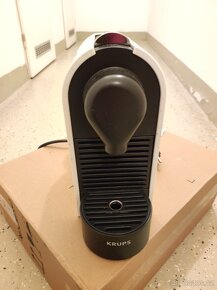 Prodám kávovar na kapsle Nespresso Krups - 2