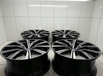 Originální alu kola BMW X5 G05 X6 G06 R22 - 2